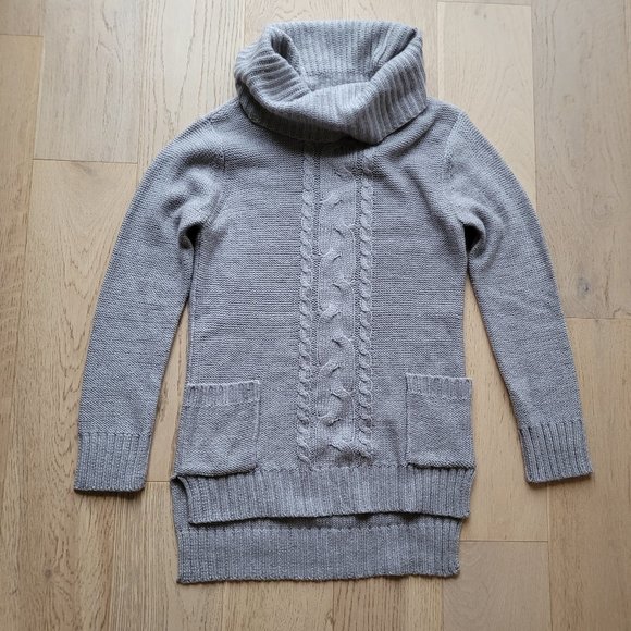 Acrylic Cozy Sweater - Taupe Colour - Size Medium - Large (tag cut off) - Picture 1 of 6